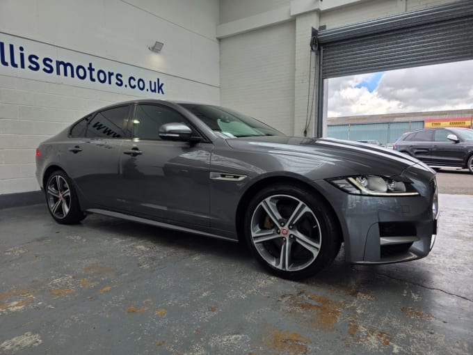 2025 Jaguar Xf