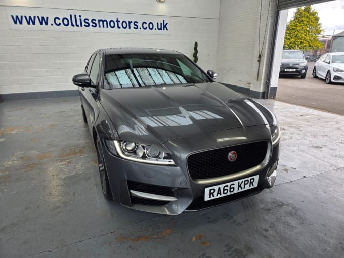 2025 Jaguar Xf