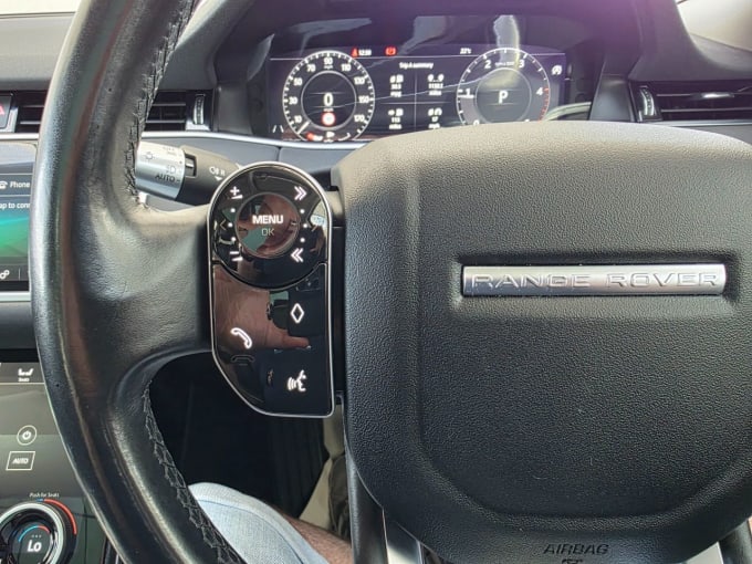 2025 Land Rover Range Rover Evoque