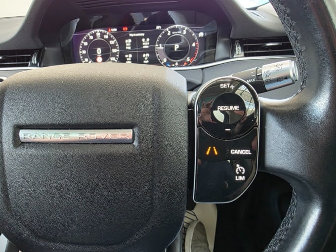 2025 Land Rover Range Rover Evoque