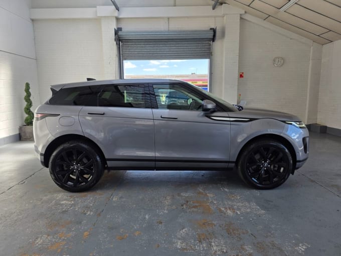 2025 Land Rover Range Rover Evoque