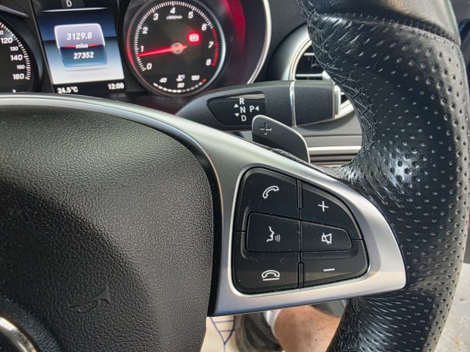 2025 Mercedes-benz C-class