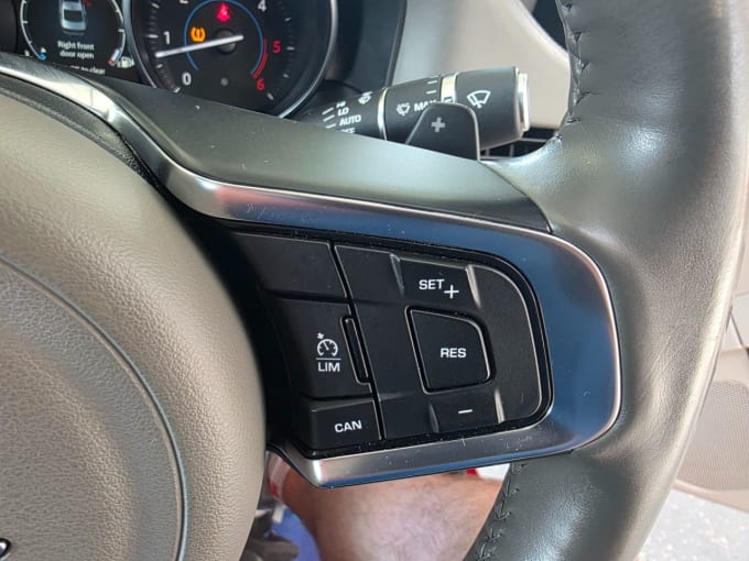 2025 Jaguar Xf