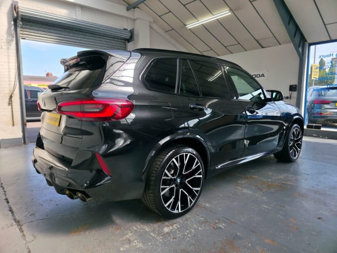 2025 BMW X5 M