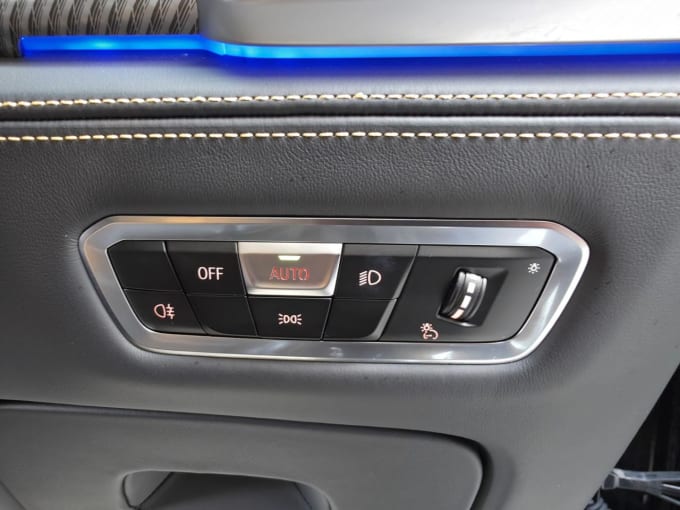 2025 BMW X5 M