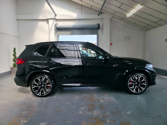 2025 BMW X5 M