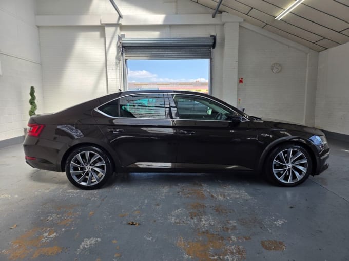 2025 Skoda Superb