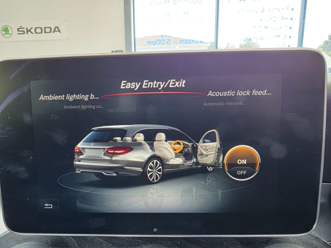 2025 Mercedes-benz C-class