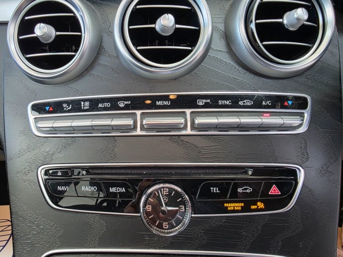 2025 Mercedes-benz C-class