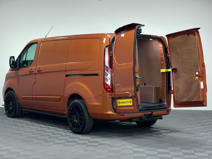 2024 Ford Transit Custom