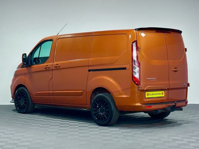 2024 Ford Transit Custom