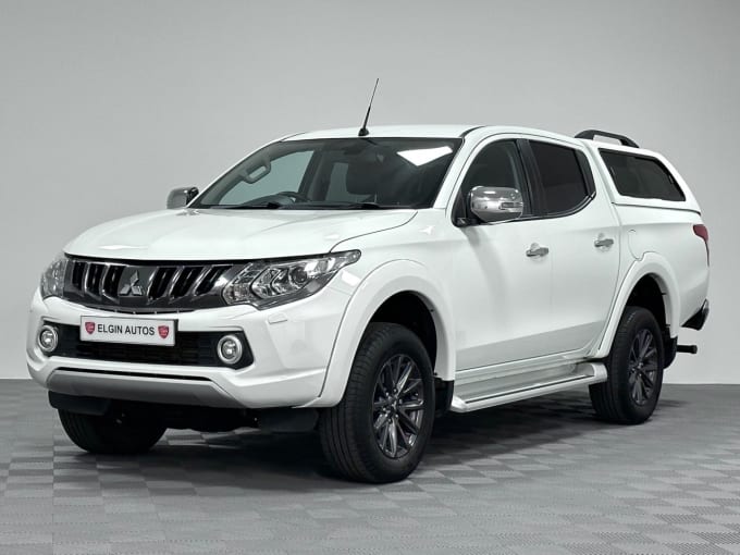 2025 Mitsubishi L200
