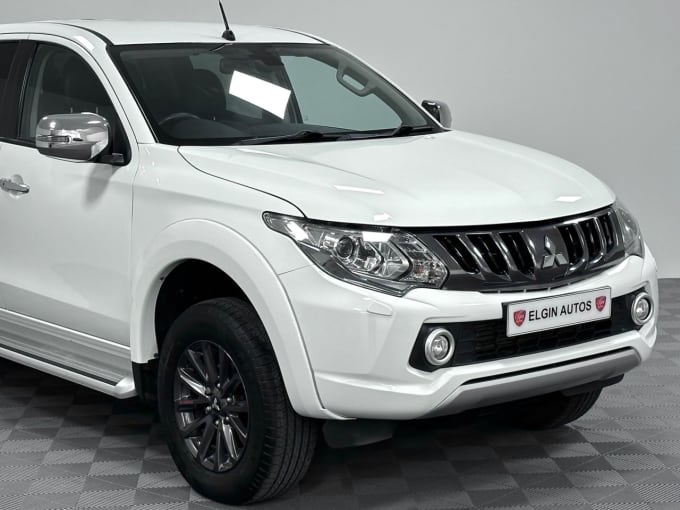 2025 Mitsubishi L200