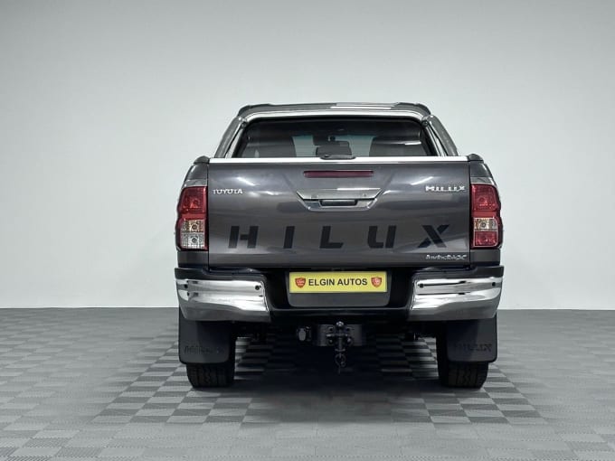 2024 Toyota Hi-lux