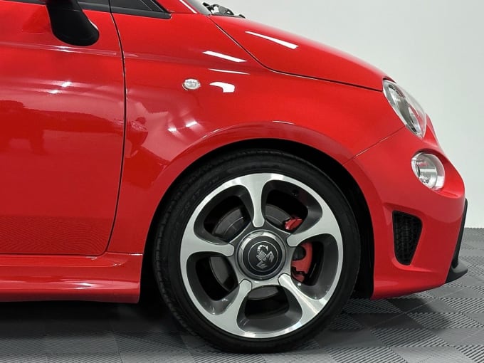 2025 Abarth 595