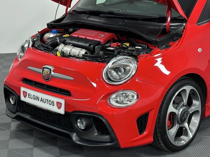 2025 Abarth 595