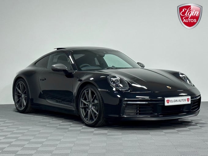 2025 Porsche 911