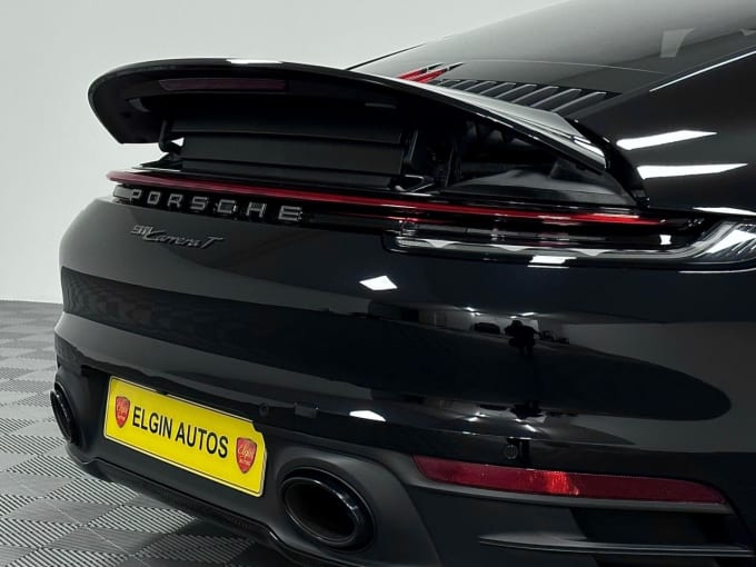 2025 Porsche 911