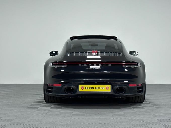 2025 Porsche 911