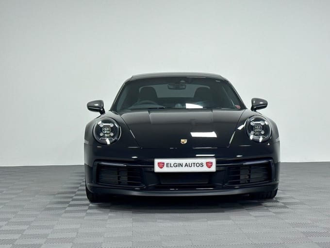 2025 Porsche 911