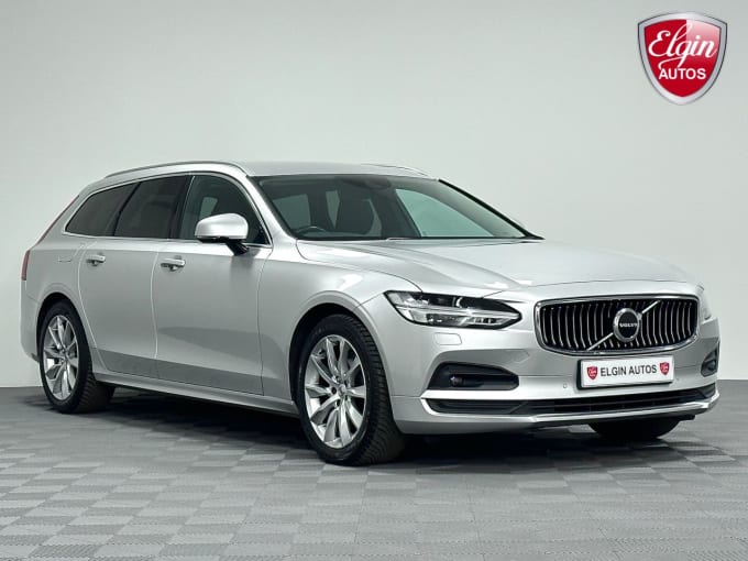 2025 Volvo V90