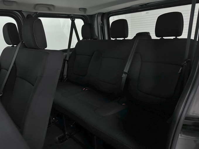 2025 Renault Trafic