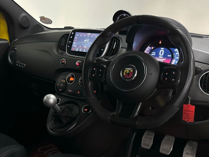 2025 Abarth 595