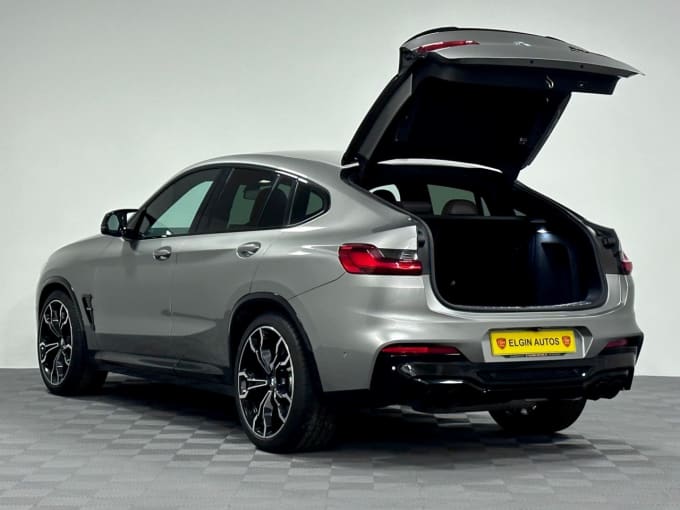 2025 BMW X4 M