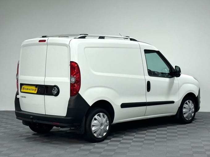 2025 Vauxhall Combo