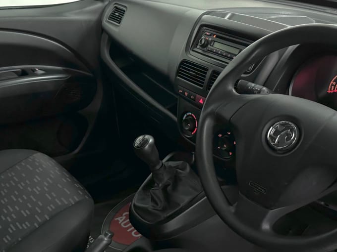 2025 Vauxhall Combo