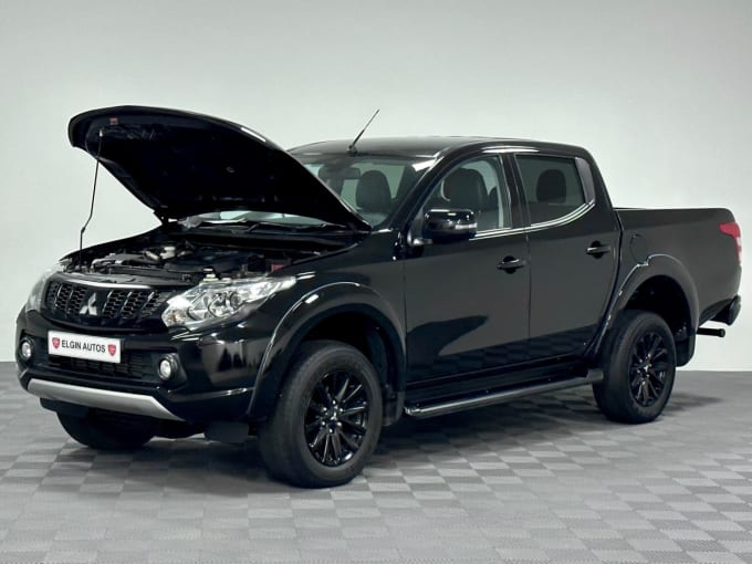 2025 Mitsubishi L200