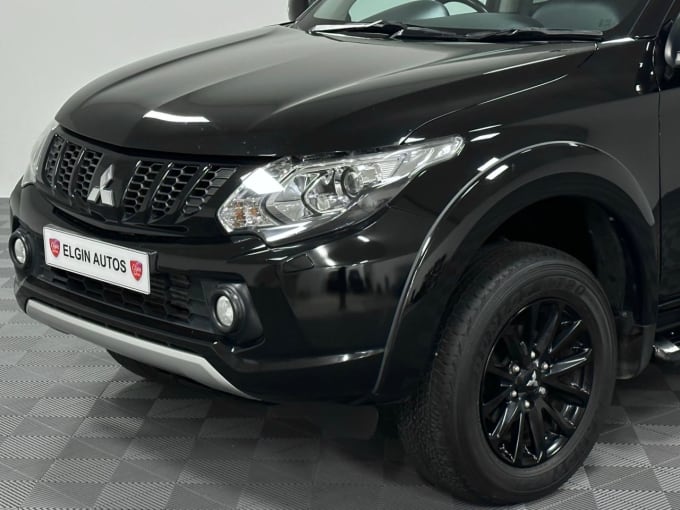 2025 Mitsubishi L200