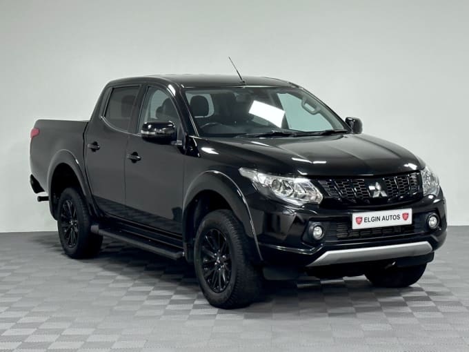 2025 Mitsubishi L200