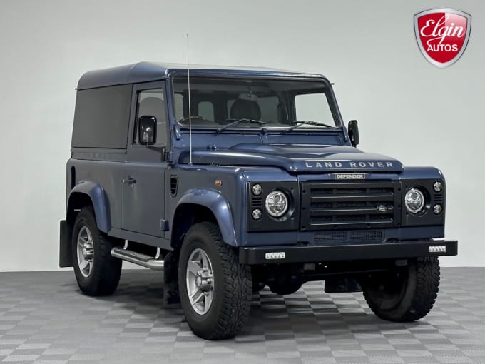 2025 Land Rover Defender 90