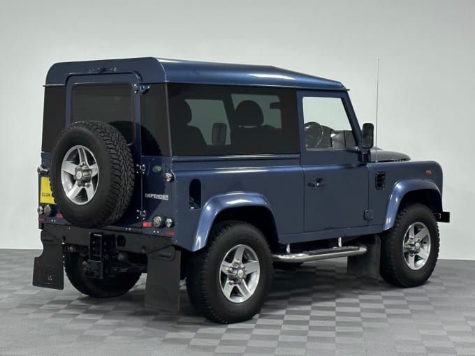 2025 Land Rover Defender 90