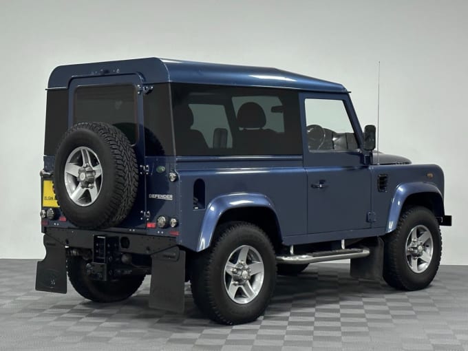 2025 Land Rover Defender 90