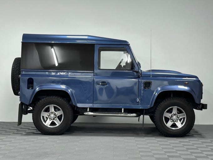 2025 Land Rover Defender 90