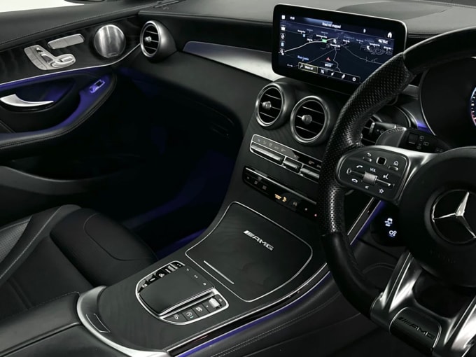 2025 Mercedes-benz Glc