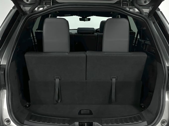 2025 Land Rover Discovery Sport