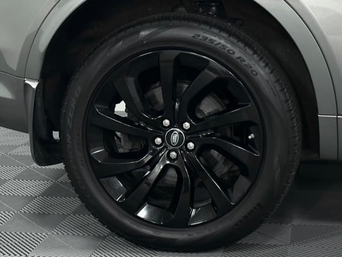 2025 Land Rover Discovery Sport