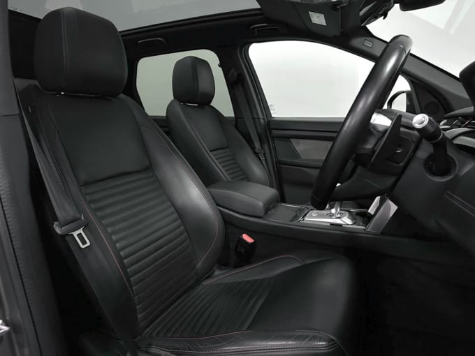 2025 Land Rover Discovery Sport