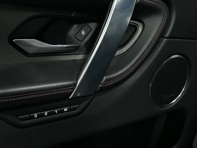 2025 Land Rover Discovery Sport