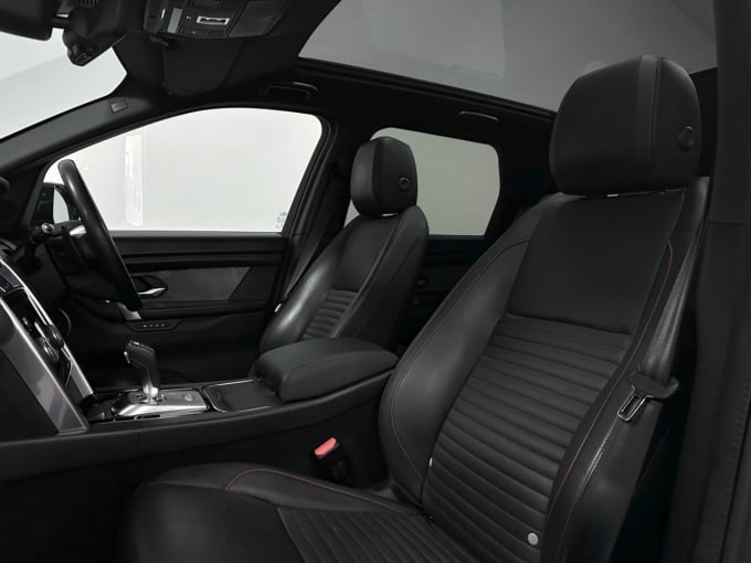 2025 Land Rover Discovery Sport