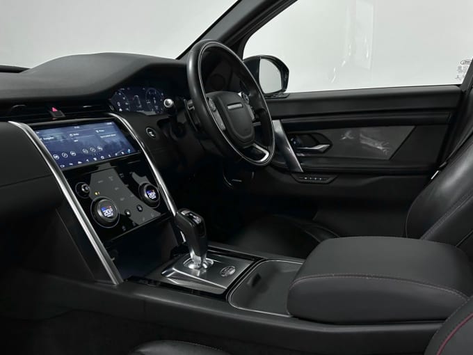 2025 Land Rover Discovery Sport