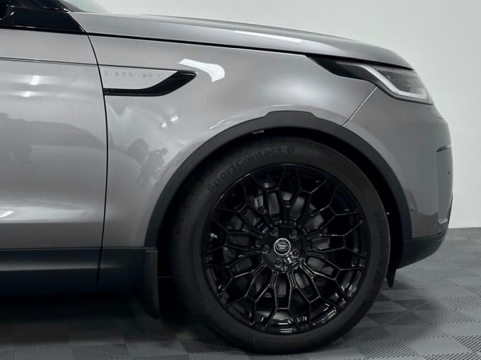 2025 Land Rover Discovery
