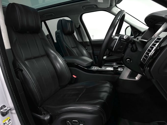 2025 Land Rover Range Rover
