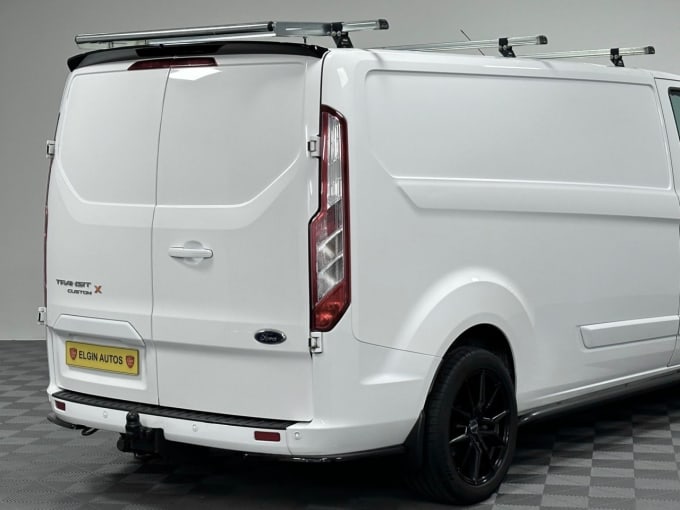 2025 Ford Transit Custom