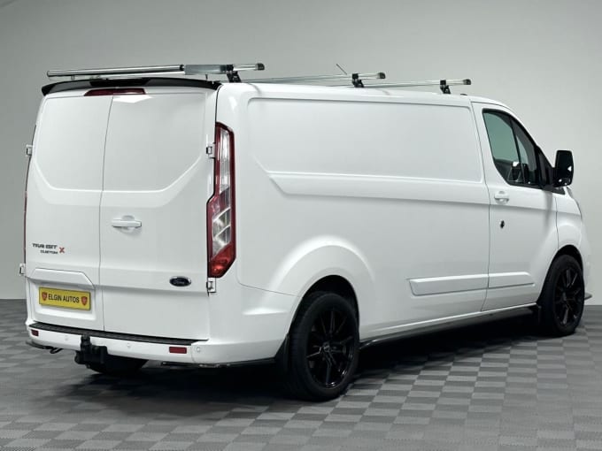 2025 Ford Transit Custom