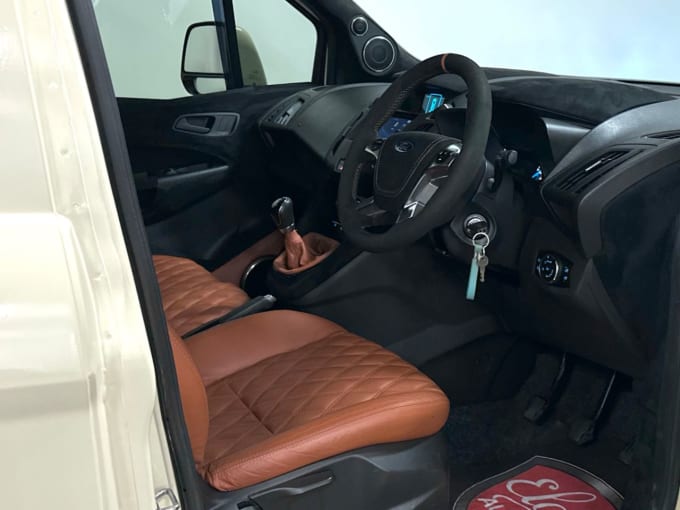 2025 Ford Transit Connect