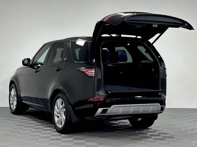 2025 Land Rover Discovery